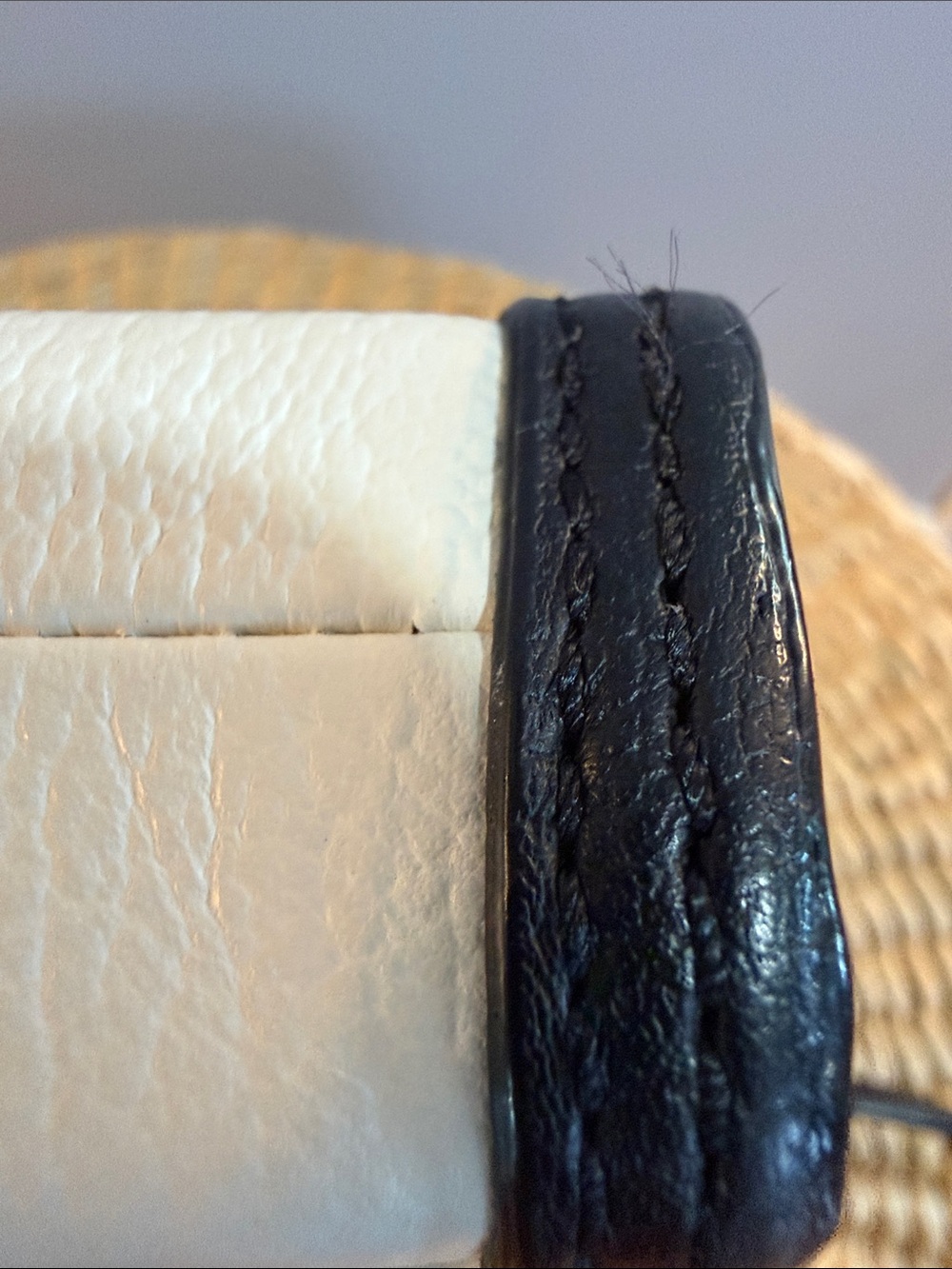 Kate Spade EUC cream and tan with black trim Crossbody bag 9 x 6 x 1 3/4 - Picture 6 of 9